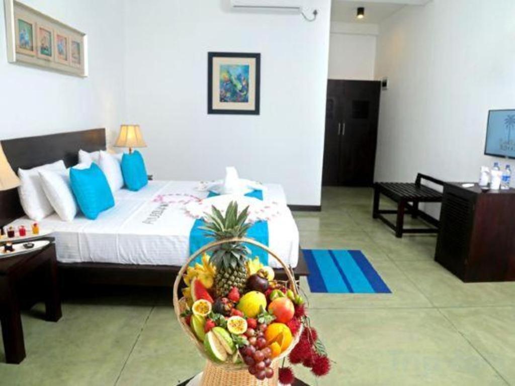 Coco Royal Beach Resort Калутара Екстериор снимка