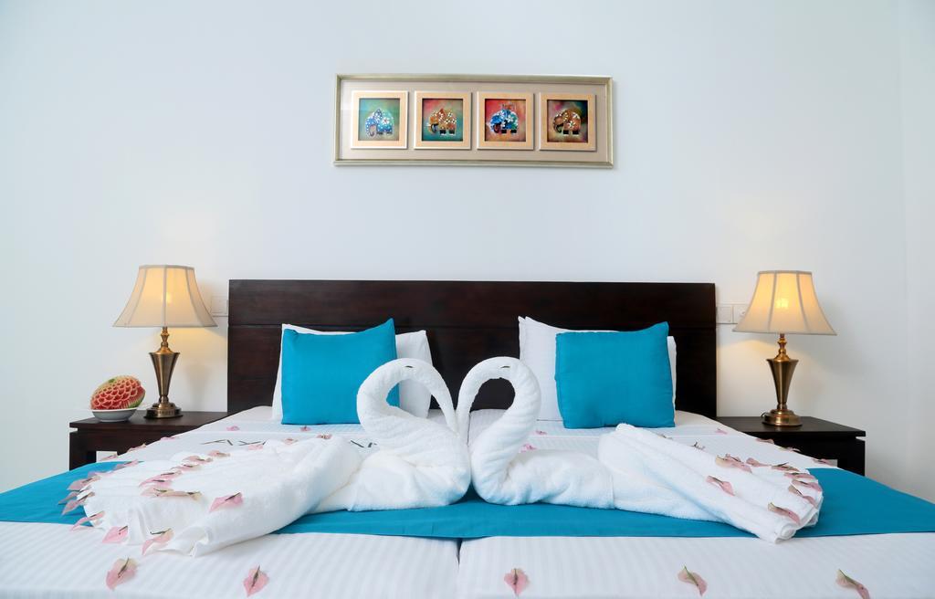 Coco Royal Beach Resort Калутара Екстериор снимка